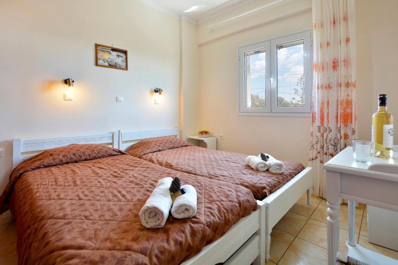 Giokos Apartamento Ágios Matthaíos Exterior foto